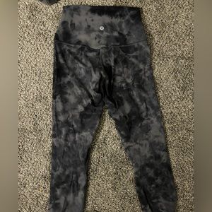 Lululemon grey tie-die leggings. size 4. barley used